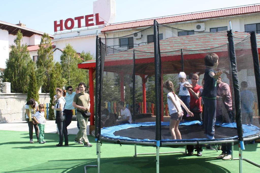 Hotel Magura Verde Bacău Exterior foto